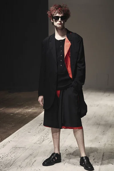 Look 8